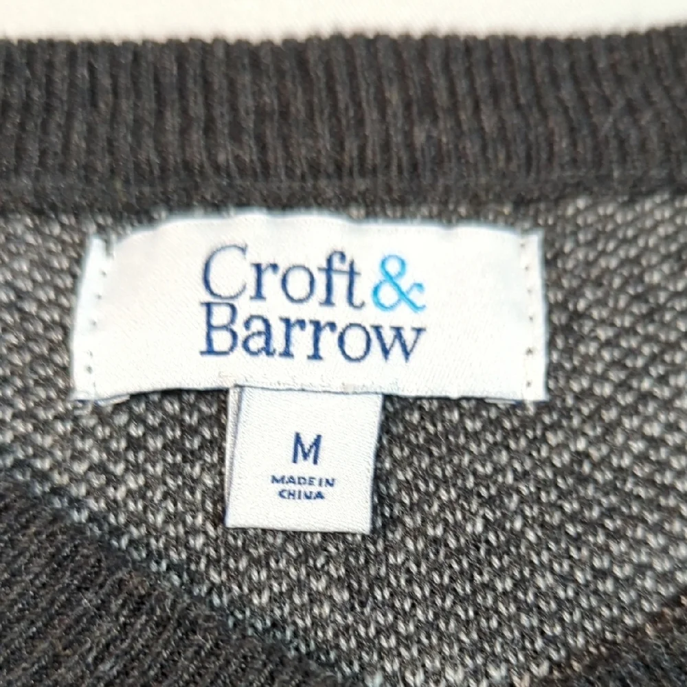 Croft & Barrow Gray V-Neck Sweater